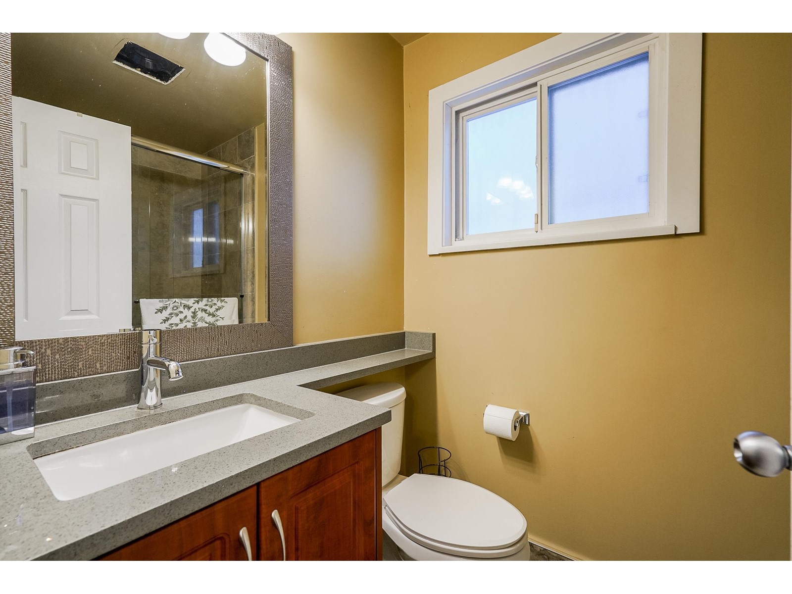 1476 Pitt River Road, Port Coquitlam, British Columbia  V3C 1N7 - Photo 13 - R2781622