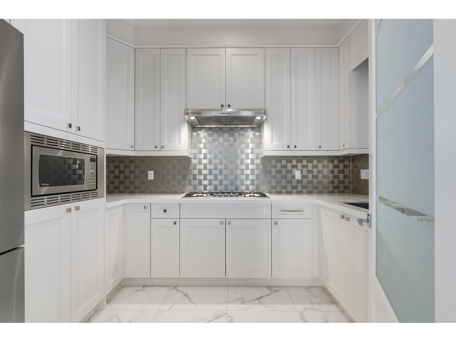 8288 Lucerne Road, Richmond, British Columbia  V6Y 2H3 - Photo 12 - R2781565