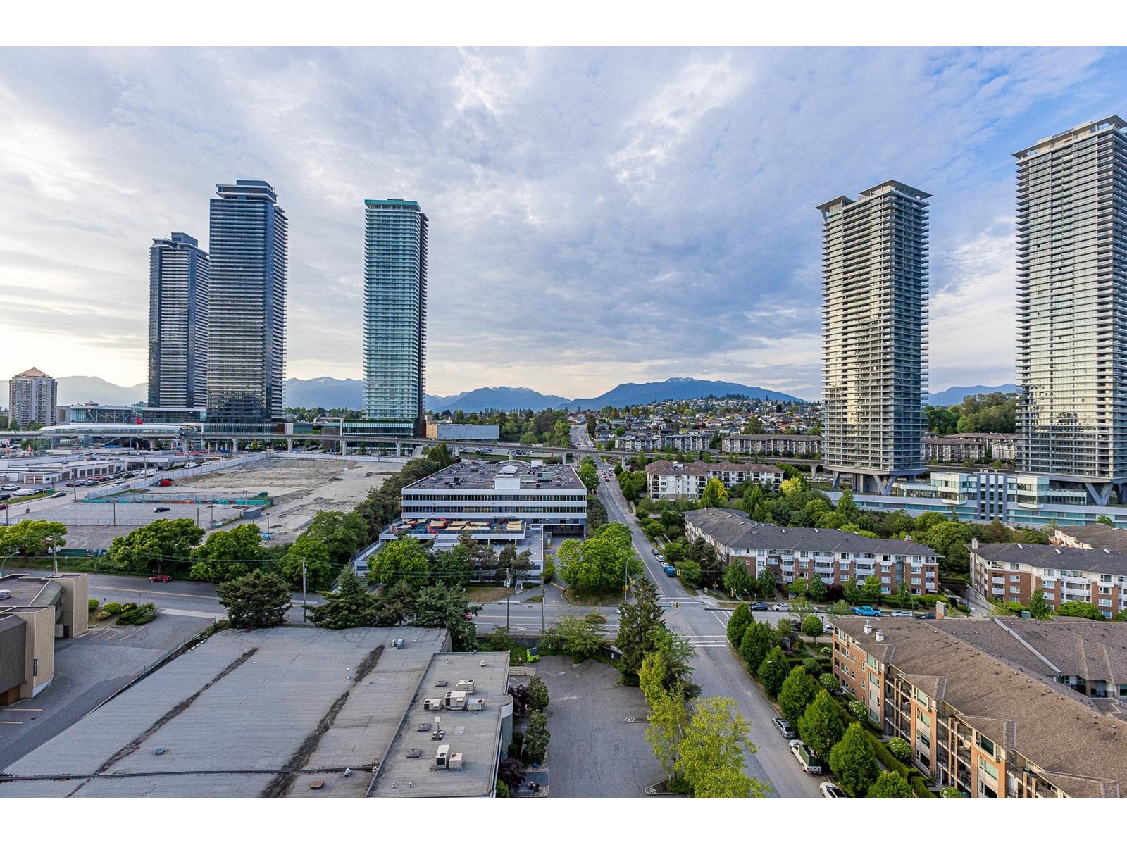 1605 2351 Beta Avenue, Burnaby, British Columbia  V5C 0M2 - Photo 13 - R2778406
