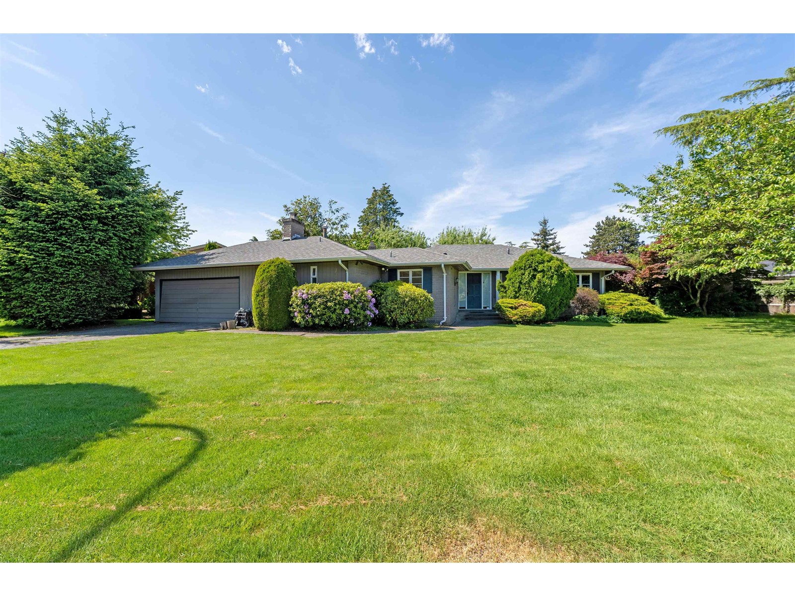 7711 Glacier Crescent, Richmond, British Columbia  V7A 1L6 - Photo 3 - R2780212
