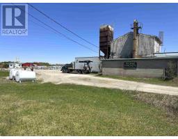 332407 Highway 11 N