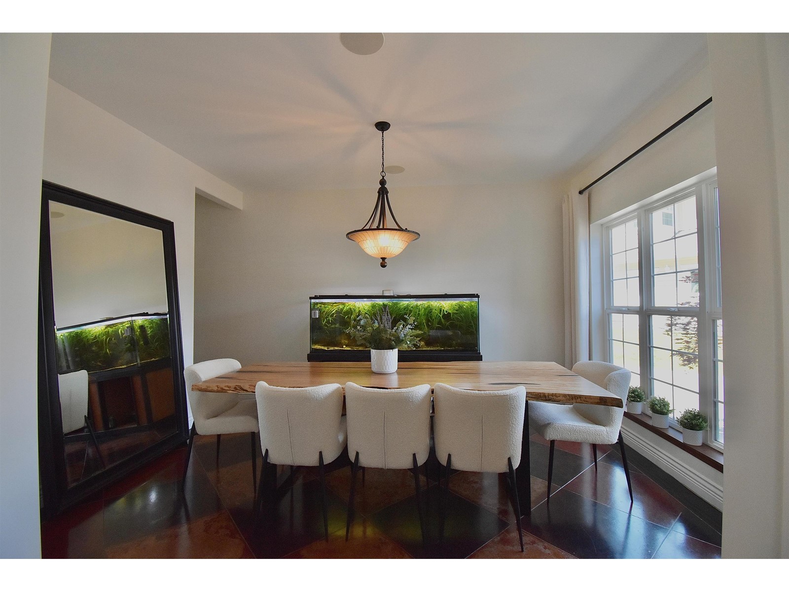 891 Oceanmount Boulevard, Gibsons, British Columbia  V0N 1V8 - Photo 10 - R2782139