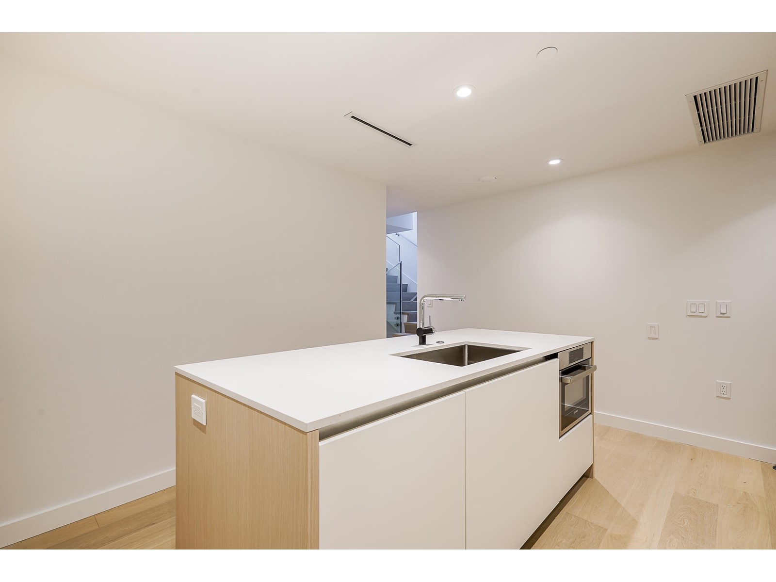 401 1365 Davie Street, Vancouver, British Columbia  V6E 1N5 - Photo 10 - R2781177