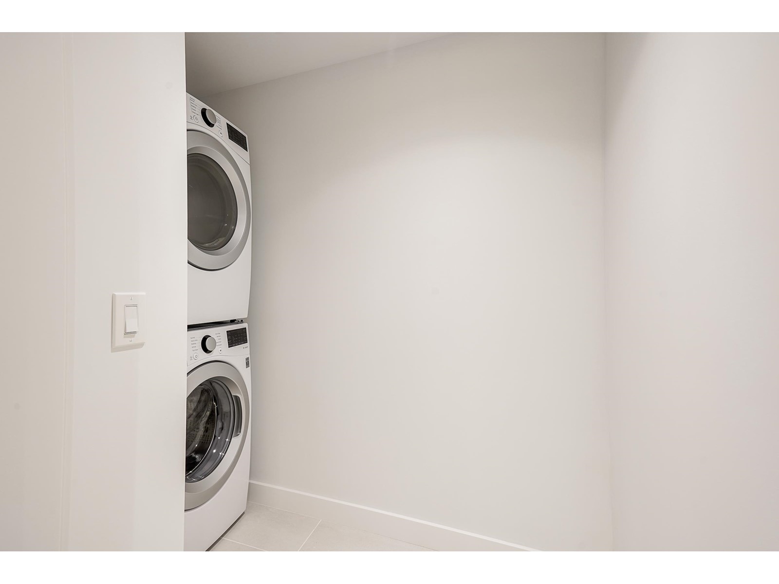 401 1365 Davie Street, Vancouver, British Columbia  V6E 1N5 - Photo 24 - R2781177