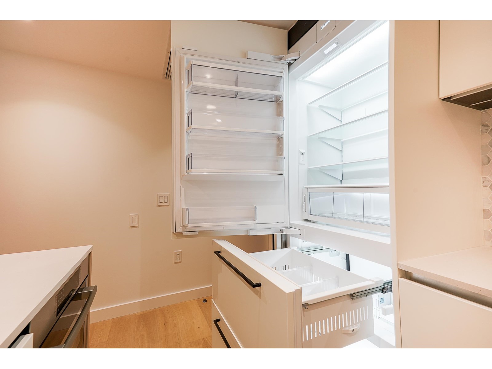 401 1365 Davie Street, Vancouver, British Columbia  V6E 1N5 - Photo 11 - R2781177