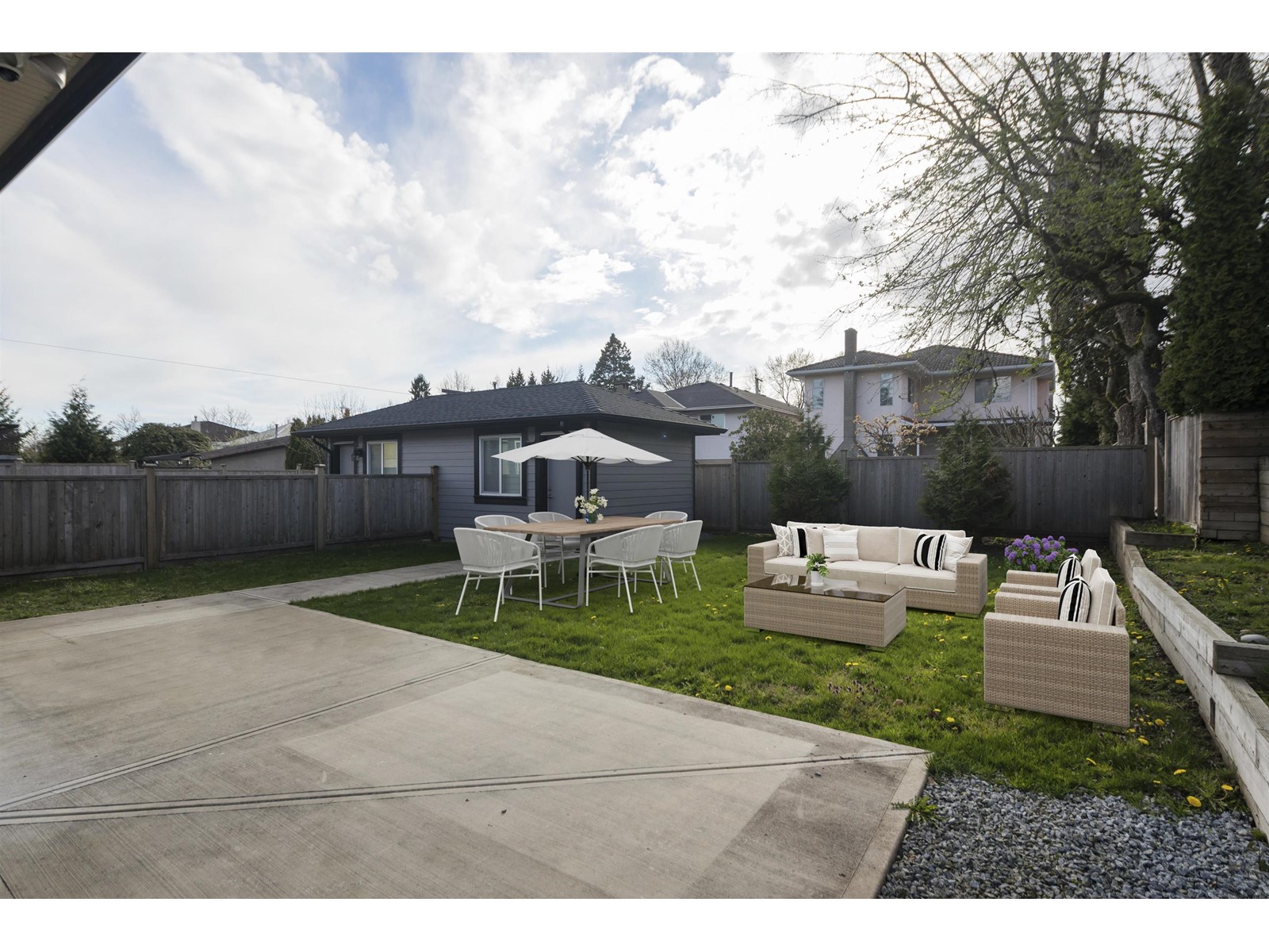 1135 Yorston Court, Burnaby, British Columbia  V5A 2T8 - Photo 23 - R2782367