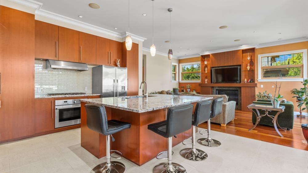 2050 Cliff Avenue, Burnaby, British Columbia  V5A 2K8 - Photo 9 - R2782279