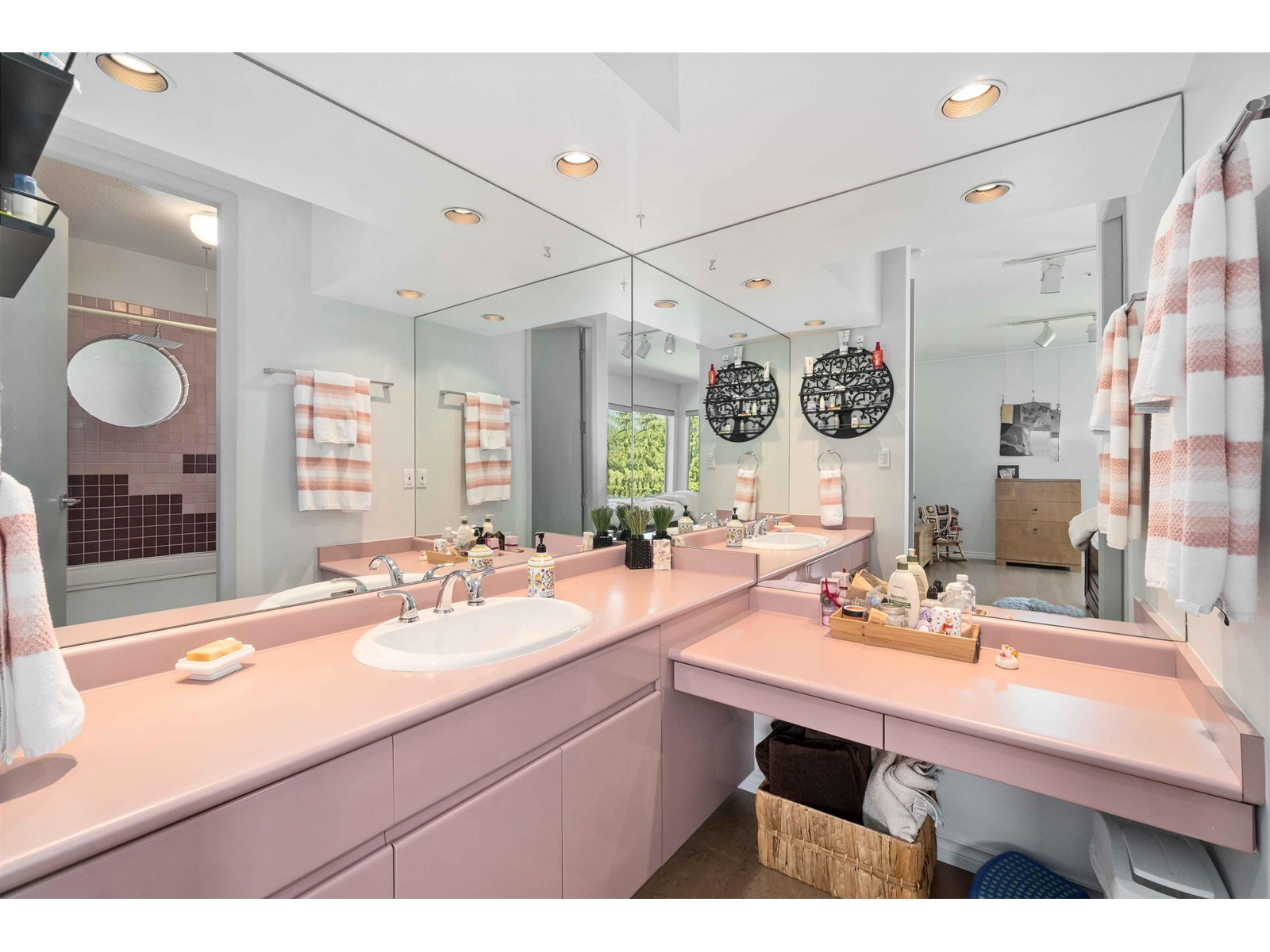 4248 Bedwell Bay Road, Belcarra, British Columbia  V3H 4R2 - Photo 25 - R2782516