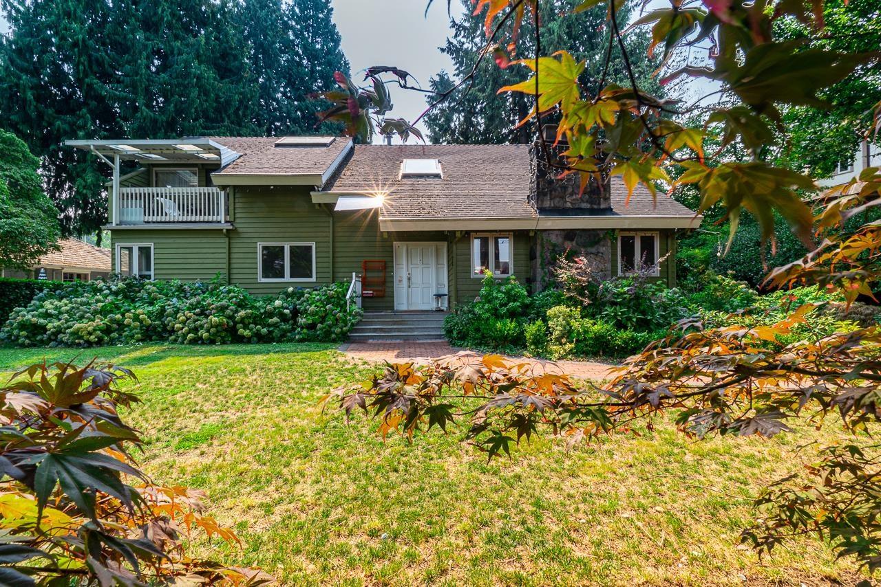1928 W 37th Avenue, Vancouver, British Columbia  V6M 1N6 - Photo 2 - R2781152