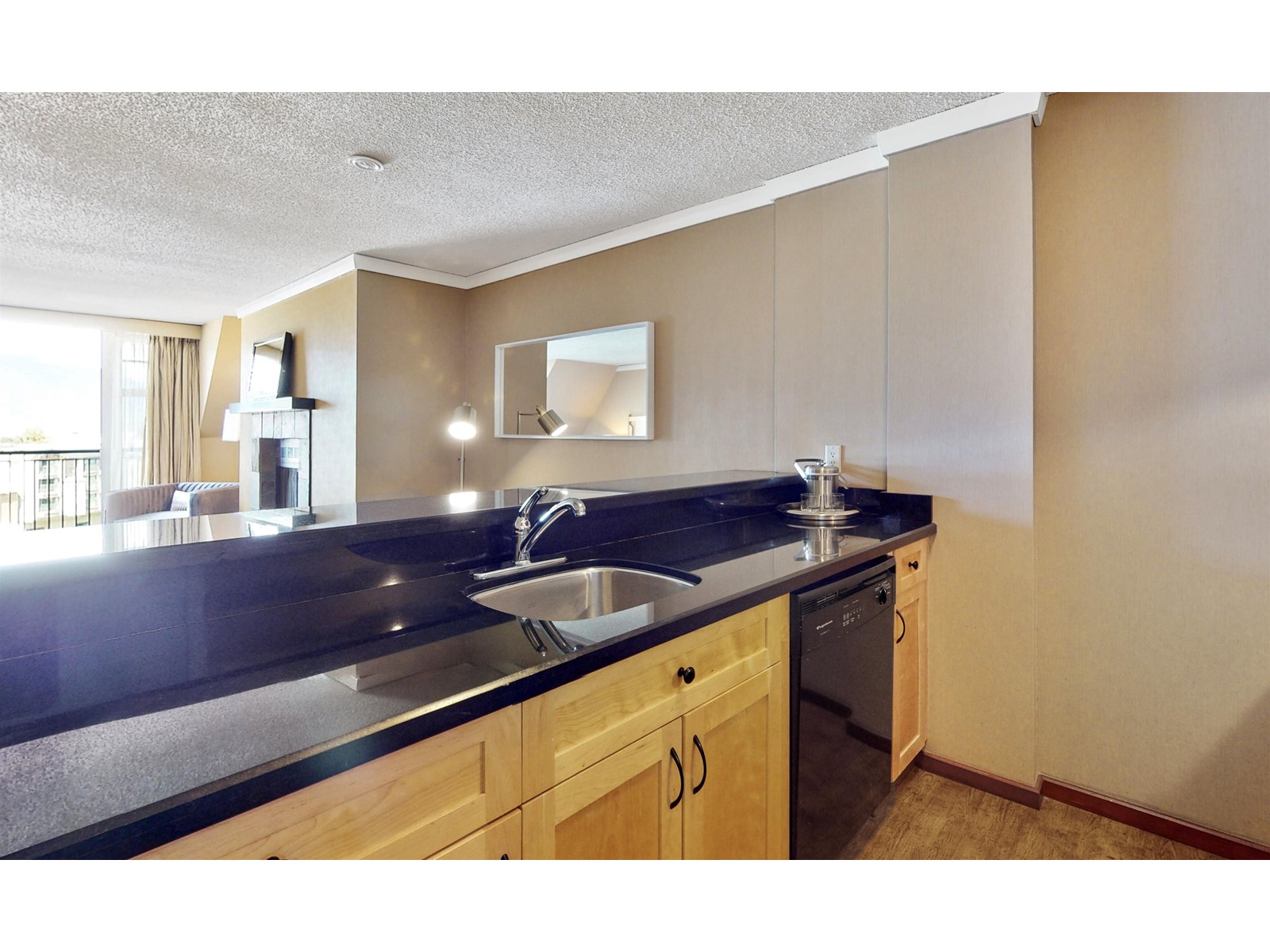 733/735 4050 Whistler Way, Whistler, British Columbia  V8E 1H9 - Photo 17 - R2782551