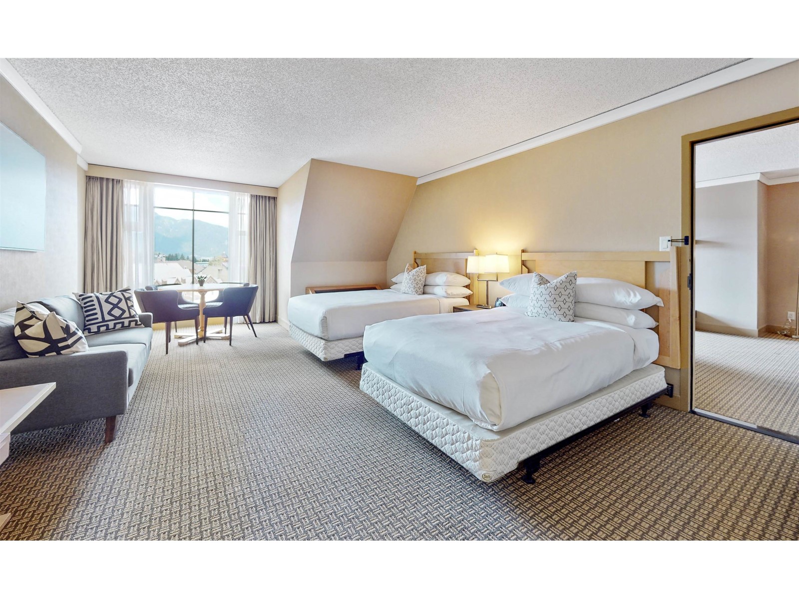 733/735 4050 Whistler Way, Whistler, British Columbia  V8E 1H9 - Photo 13 - R2782551