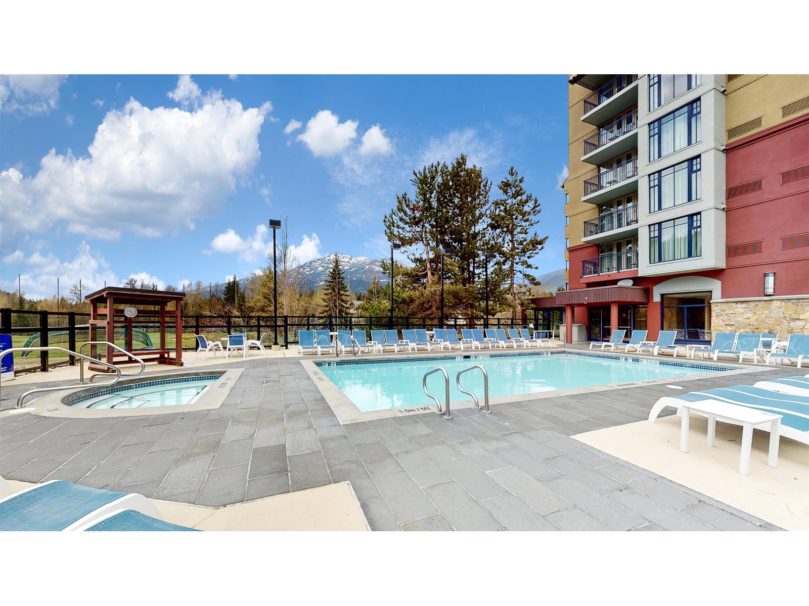 733/735 4050 Whistler Way, Whistler, British Columbia  V8E 1H9 - Photo 15 - R2782551