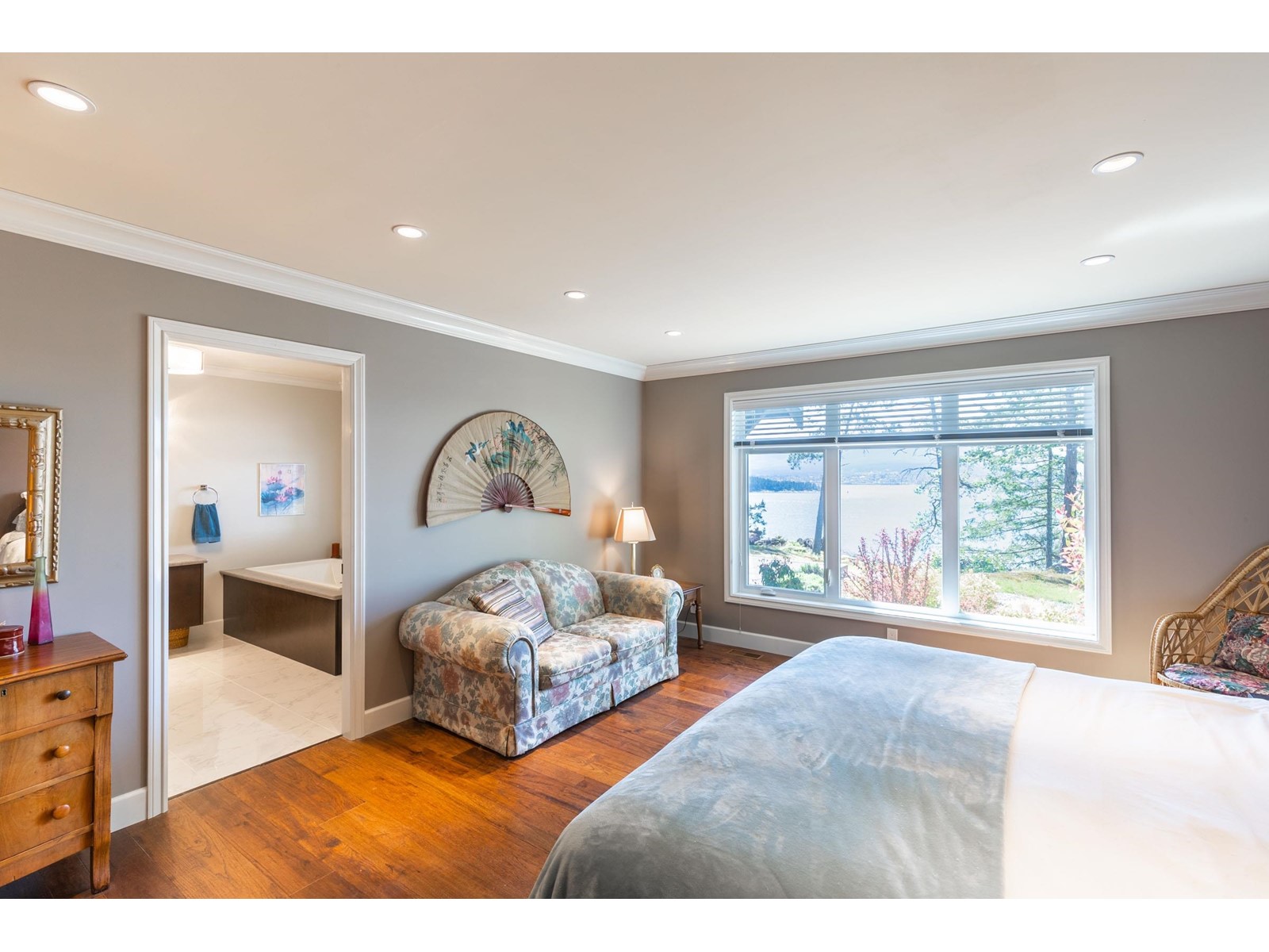 879 Canso Road, Gabriola Island, British Columbia  V0R 1X2 - Photo 27 - R2776263