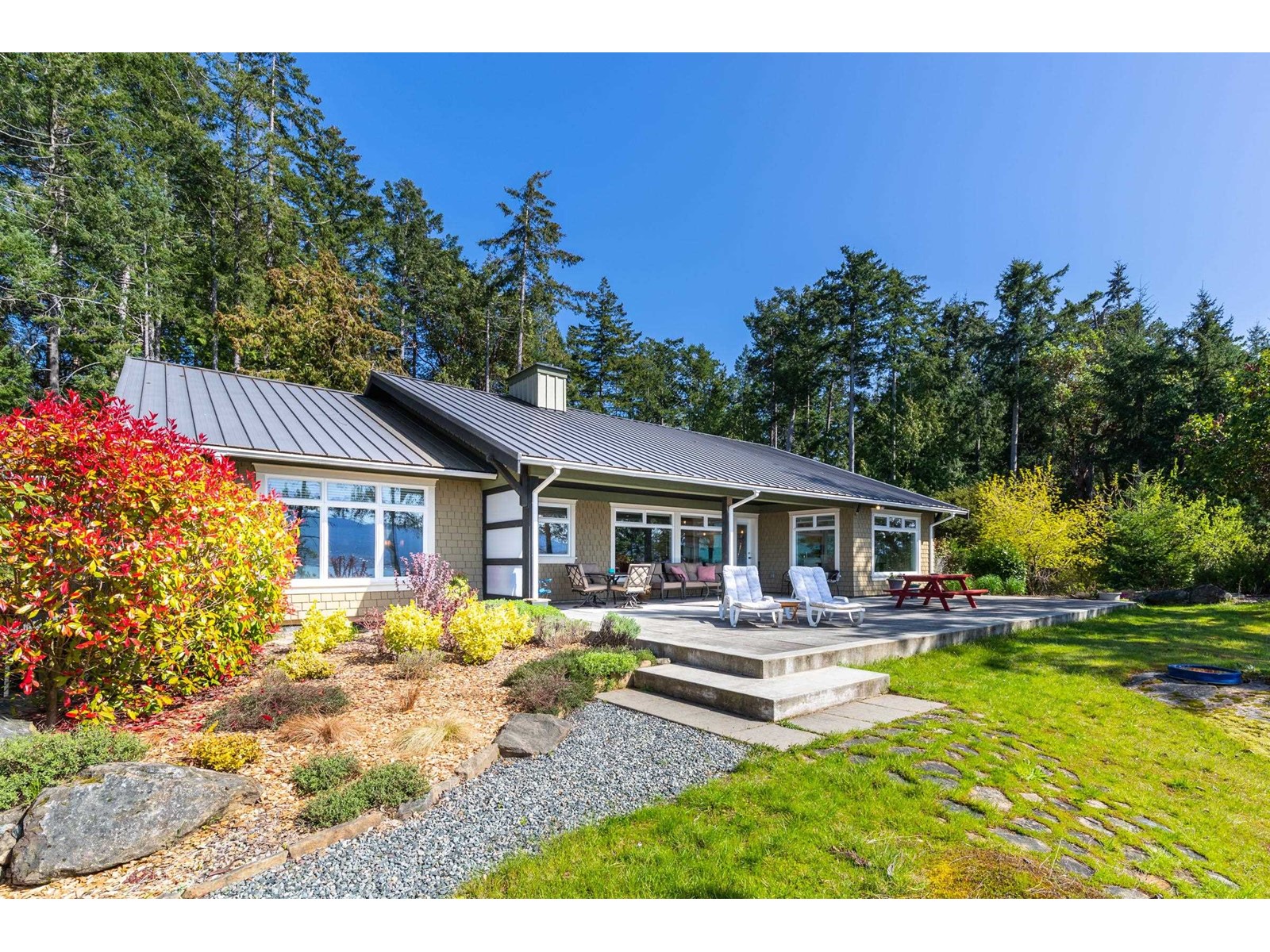 879 Canso Road, Gabriola Island, British Columbia  V0R 1X2 - Photo 11 - R2776263