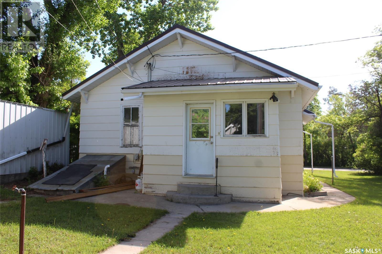 619 2nd Street E, Shaunavon, Saskatchewan  S0N 2M0 - Photo 23 - SK930569