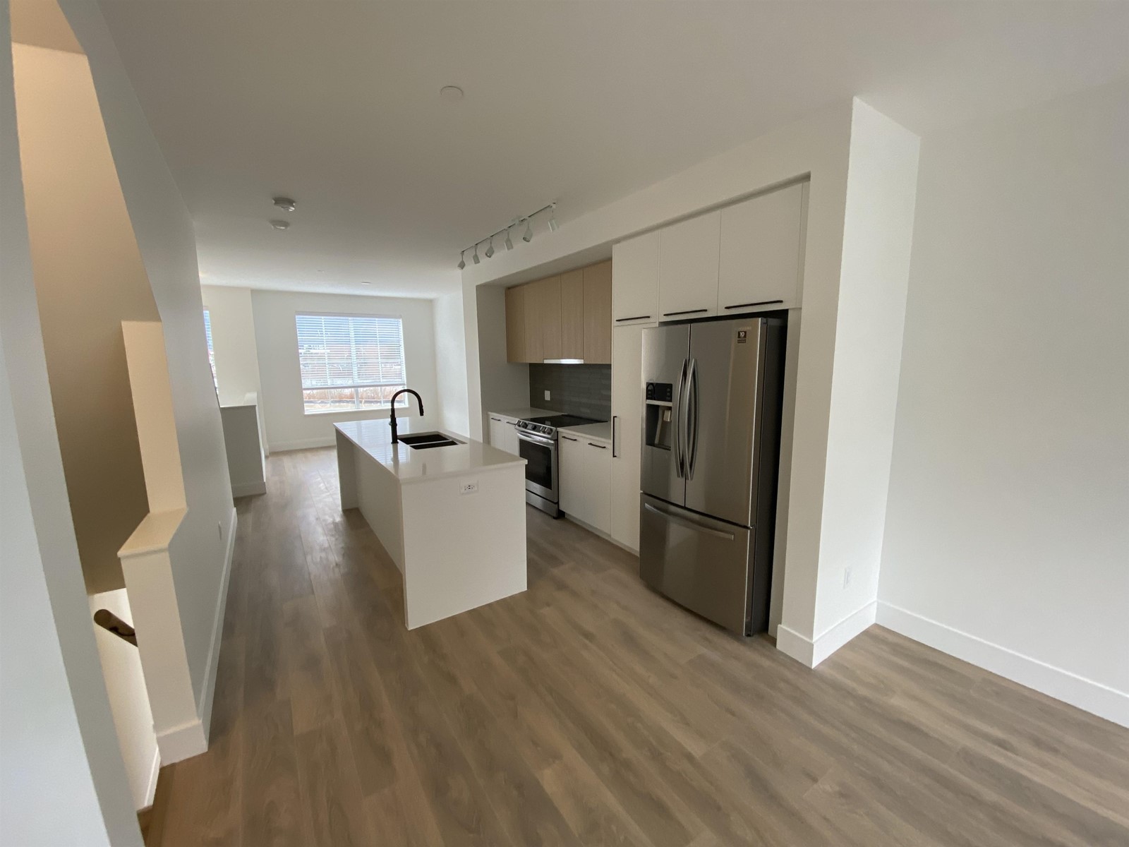 38001 Helm Way, Squamish, British Columbia  V8B 2A1 - Photo 11 - R2780225