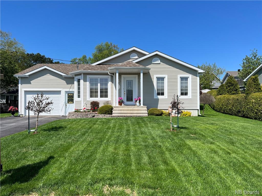 27 Des Pins Street, Clair, New Brunswick E7A 2E6 - Photo 1 - NB085384