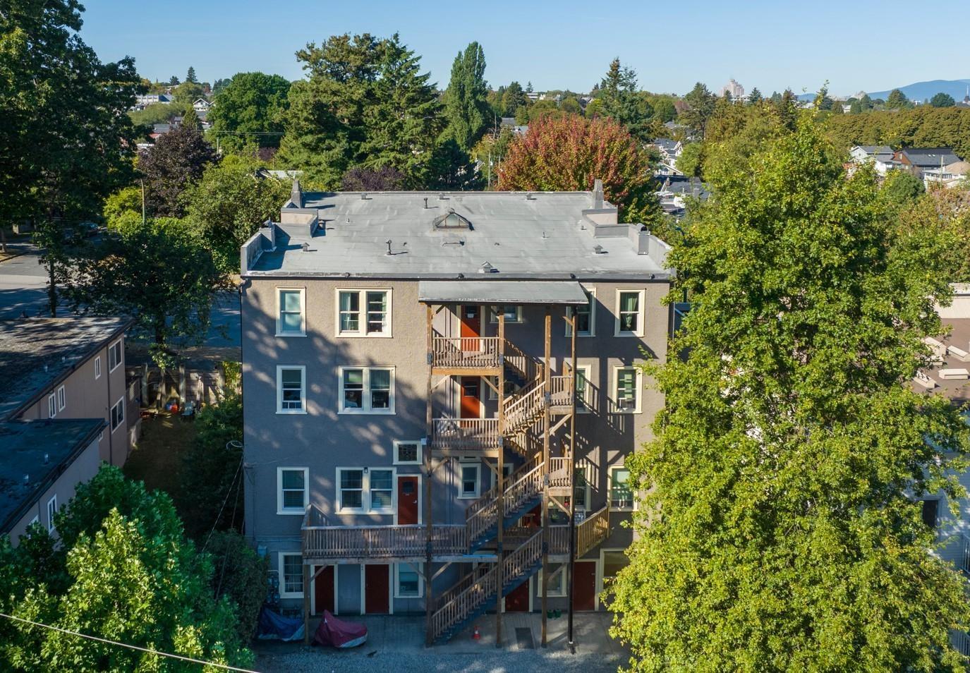 3636 Fraser Street, Vancouver, British Columbia  V5V 4C8 - Photo 2 - C8051875