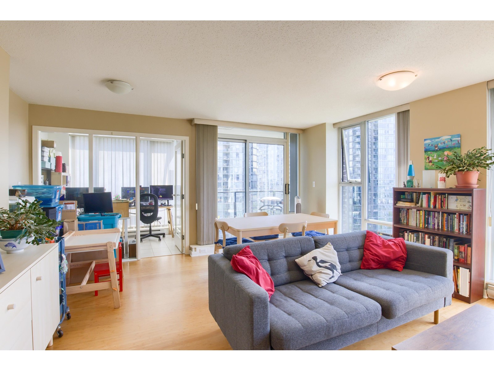 1606 583 Beach Crescent, Vancouver, British Columbia  V6Z 3E6 - Photo 3 - R2783089