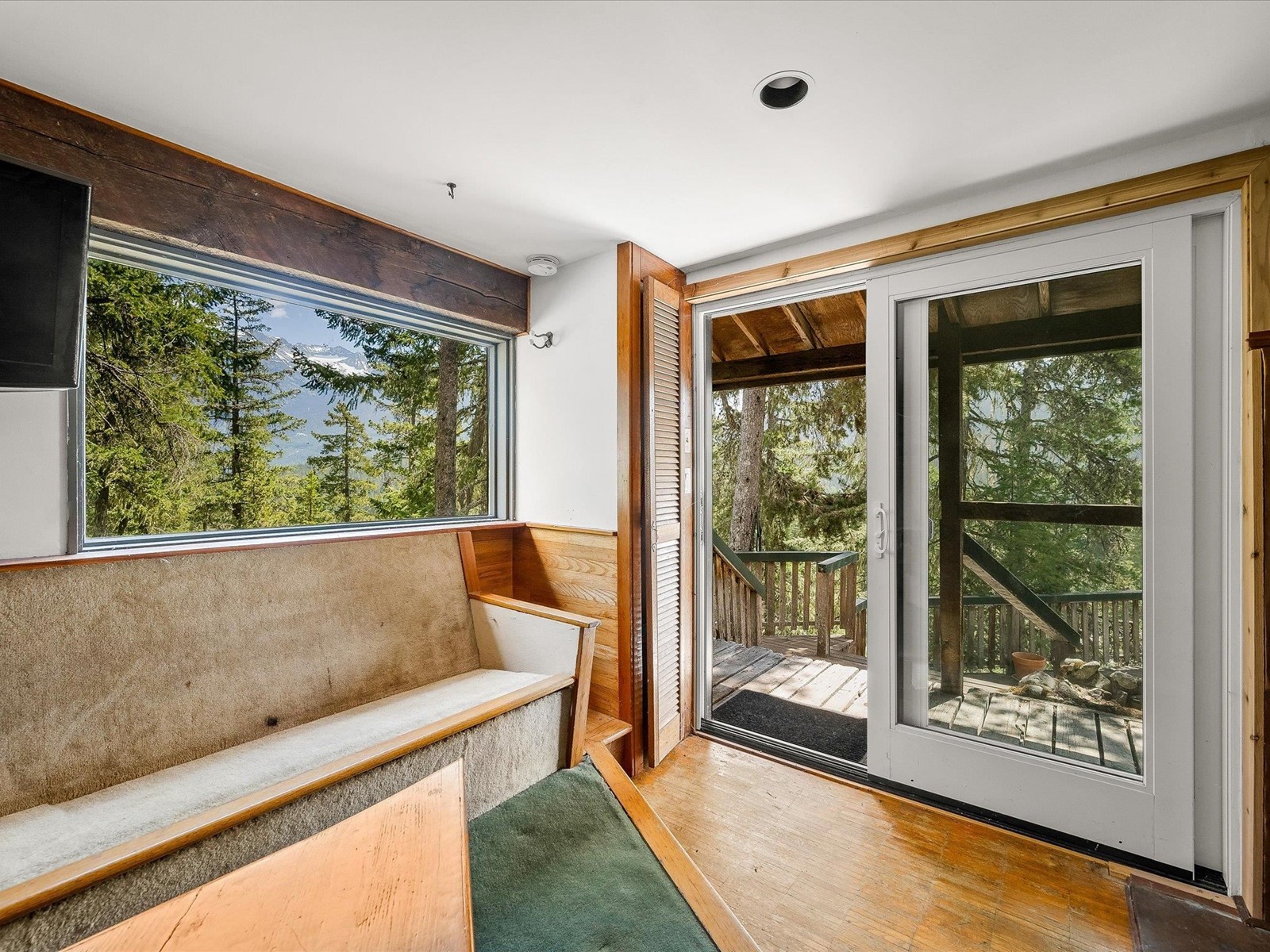 9407 Emerald Drive, Whistler, British Columbia  V8E 0G5 - Photo 26 - R2782680