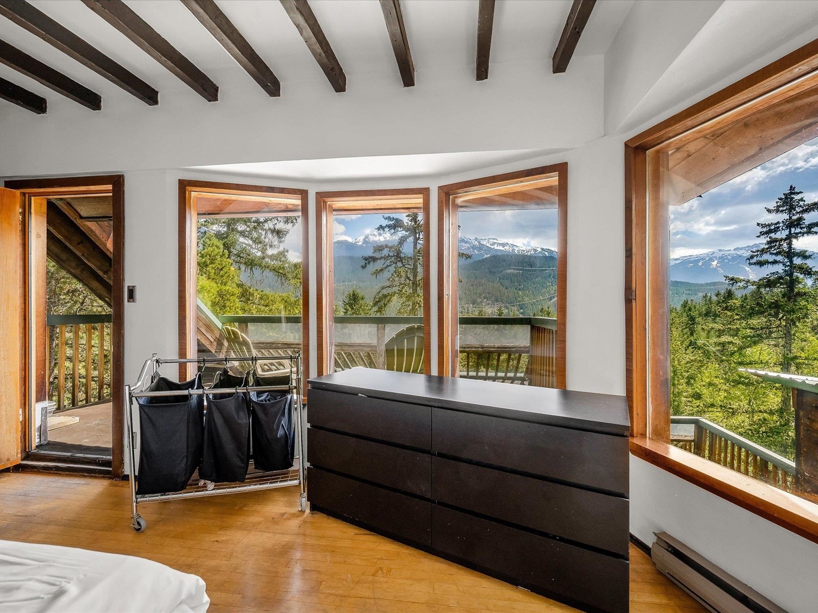 9407 Emerald Drive, Whistler, British Columbia  V8E 0G5 - Photo 11 - R2782680