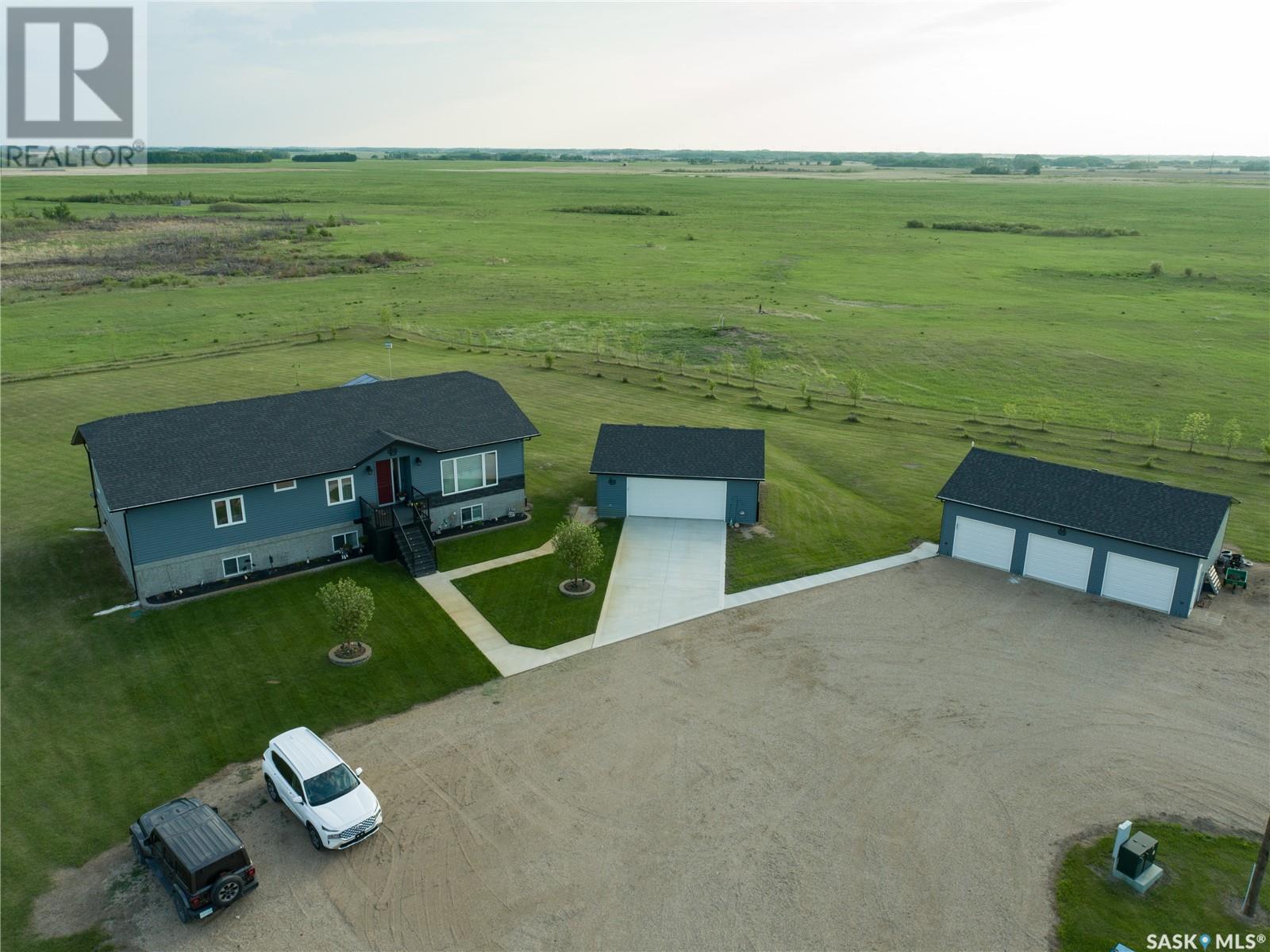 Loessl Acreage, Wolverine Rm No. 340, Saskatchewan  S0K 1W0 - Photo 2 - SK930654