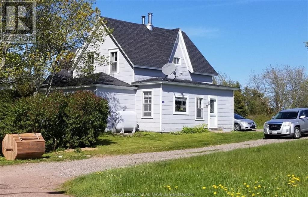 13 Mill St, Port Elgin, New Brunswick  E4M 2E5 - Photo 2 - M153046