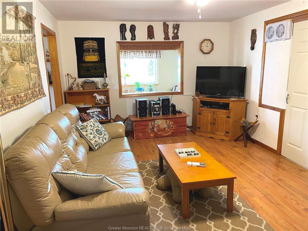 13 Mill St, Port Elgin, New Brunswick  E4M 2E5 - Photo 8 - M153046