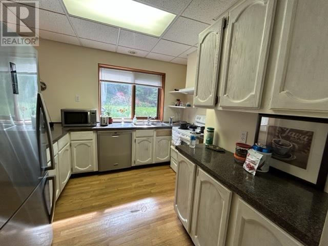 20006 Richardson Road, Pitt Meadows, British Columbia  V3Y 1Z1 - Photo 13 - R2783278