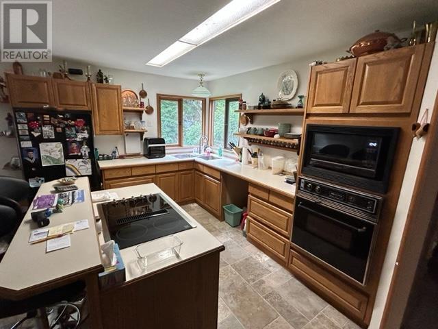 20006 Richardson Road, Pitt Meadows, British Columbia  V3Y 1Z1 - Photo 9 - R2783278