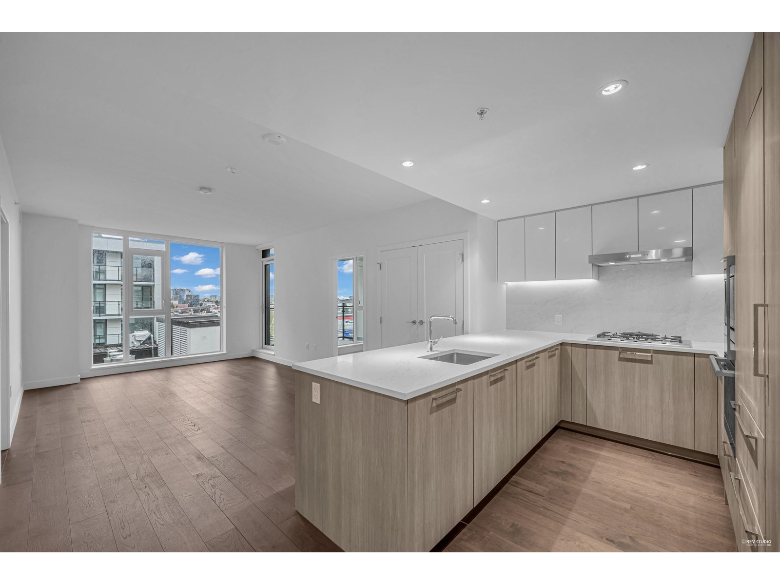 601 3280 Corvette Way, Richmond, British Columbia  V6X 0T9 - Photo 3 - R2783577