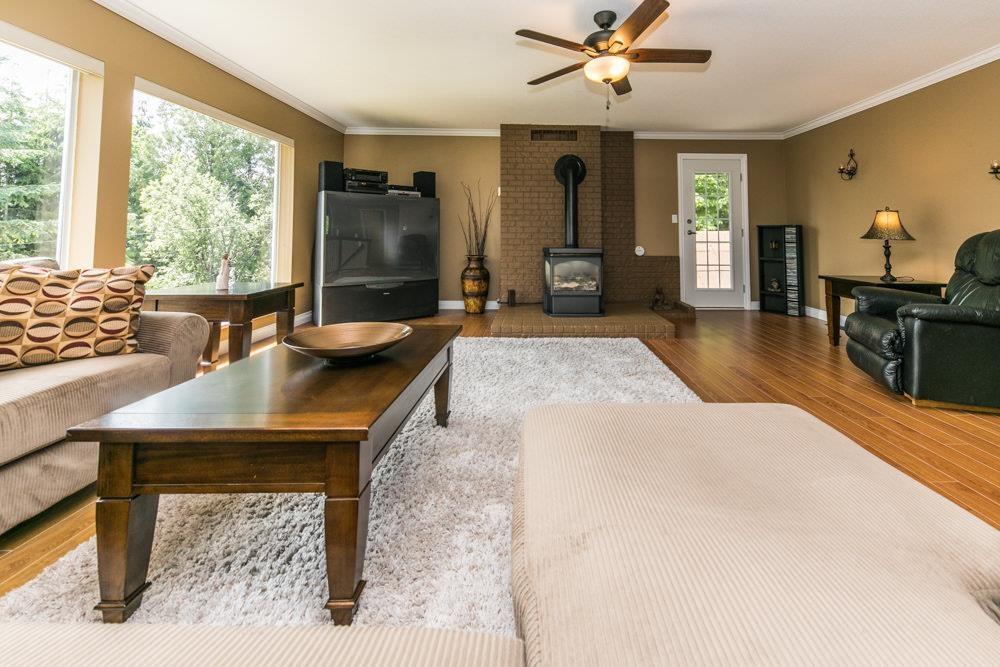 23215 141 Avenue, Maple Ridge, British Columbia  V4R 2R4 - Photo 10 - R2783743