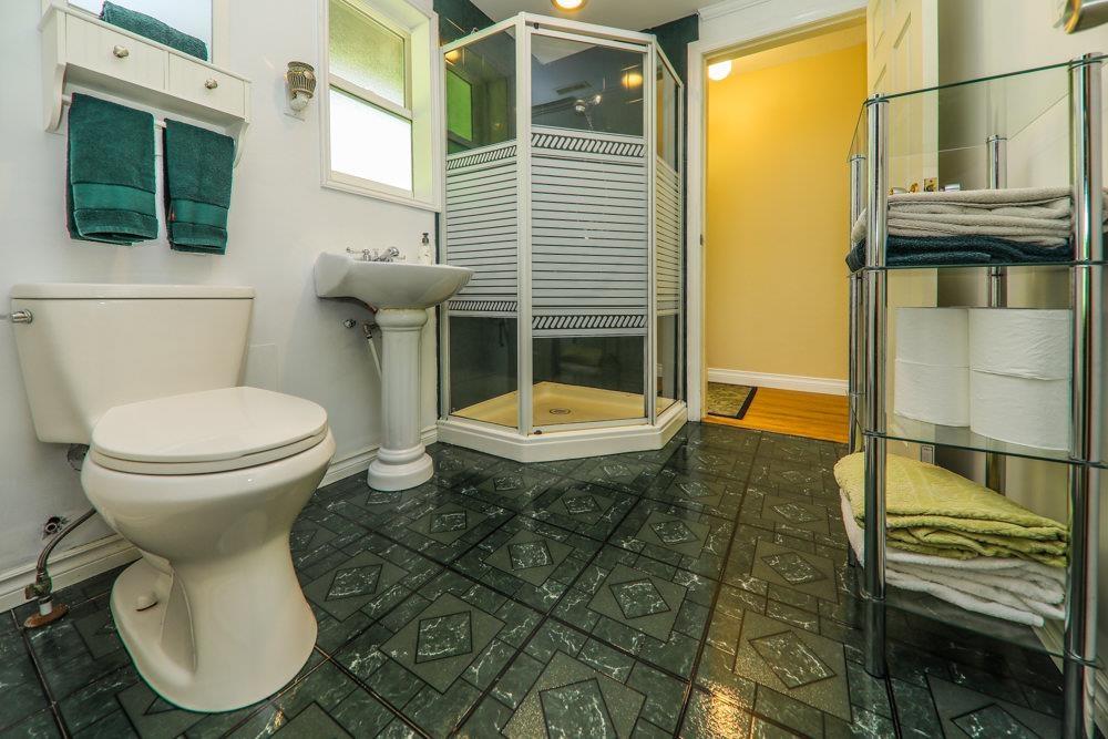 23215 141 Avenue, Maple Ridge, British Columbia  V4R 2R4 - Photo 25 - R2783743