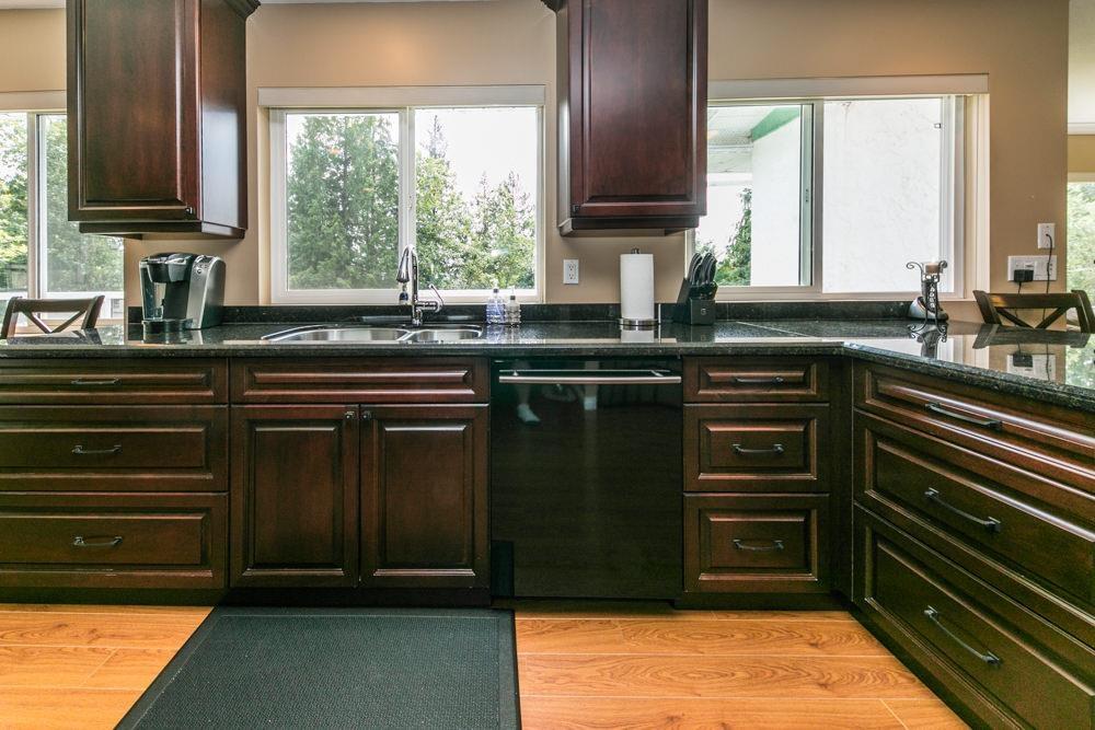 23215 141 Avenue, Maple Ridge, British Columbia  V4R 2R4 - Photo 6 - R2783743