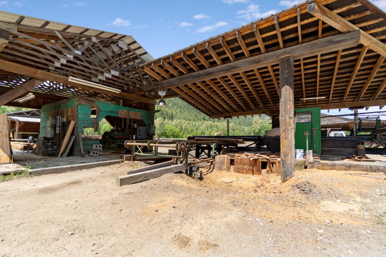 209 Lardeau River Rd, Lardeau, British Columbia  V0G 1N0 - Photo 27 - 2471146