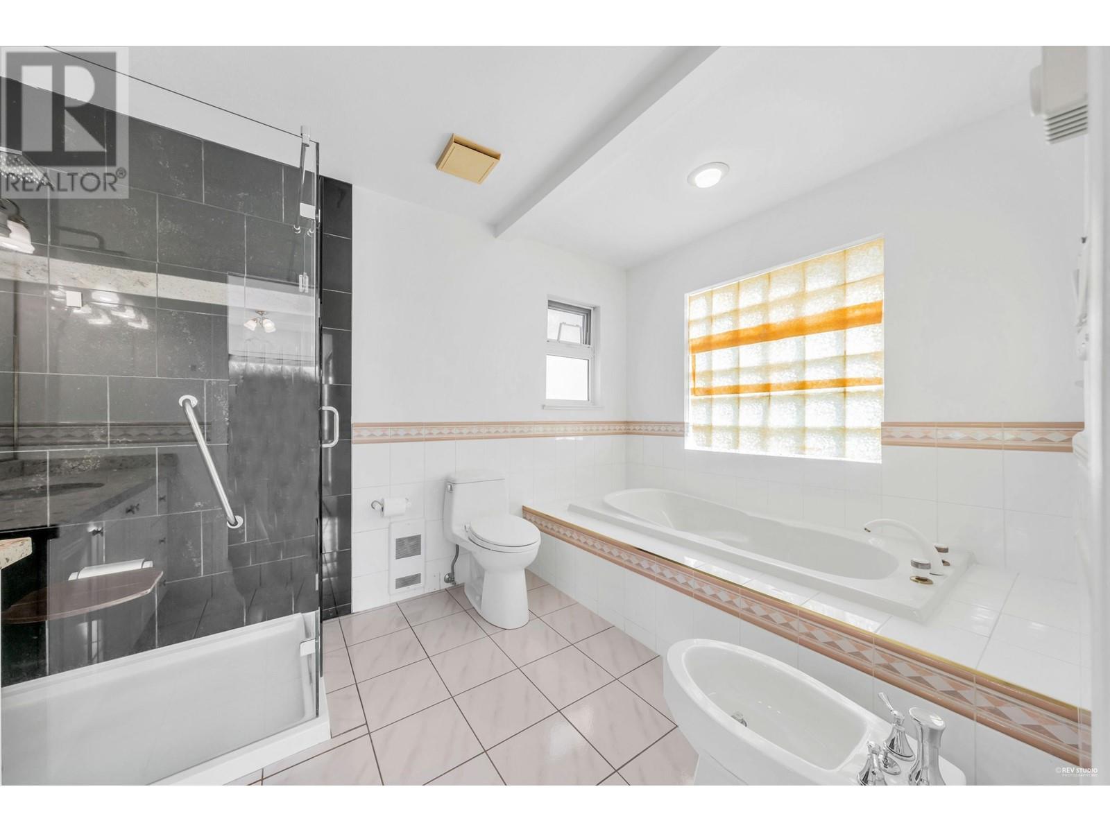 5667 Oben Street, Vancouver, British Columbia  V5R 4P2 - Photo 37 - R2756185