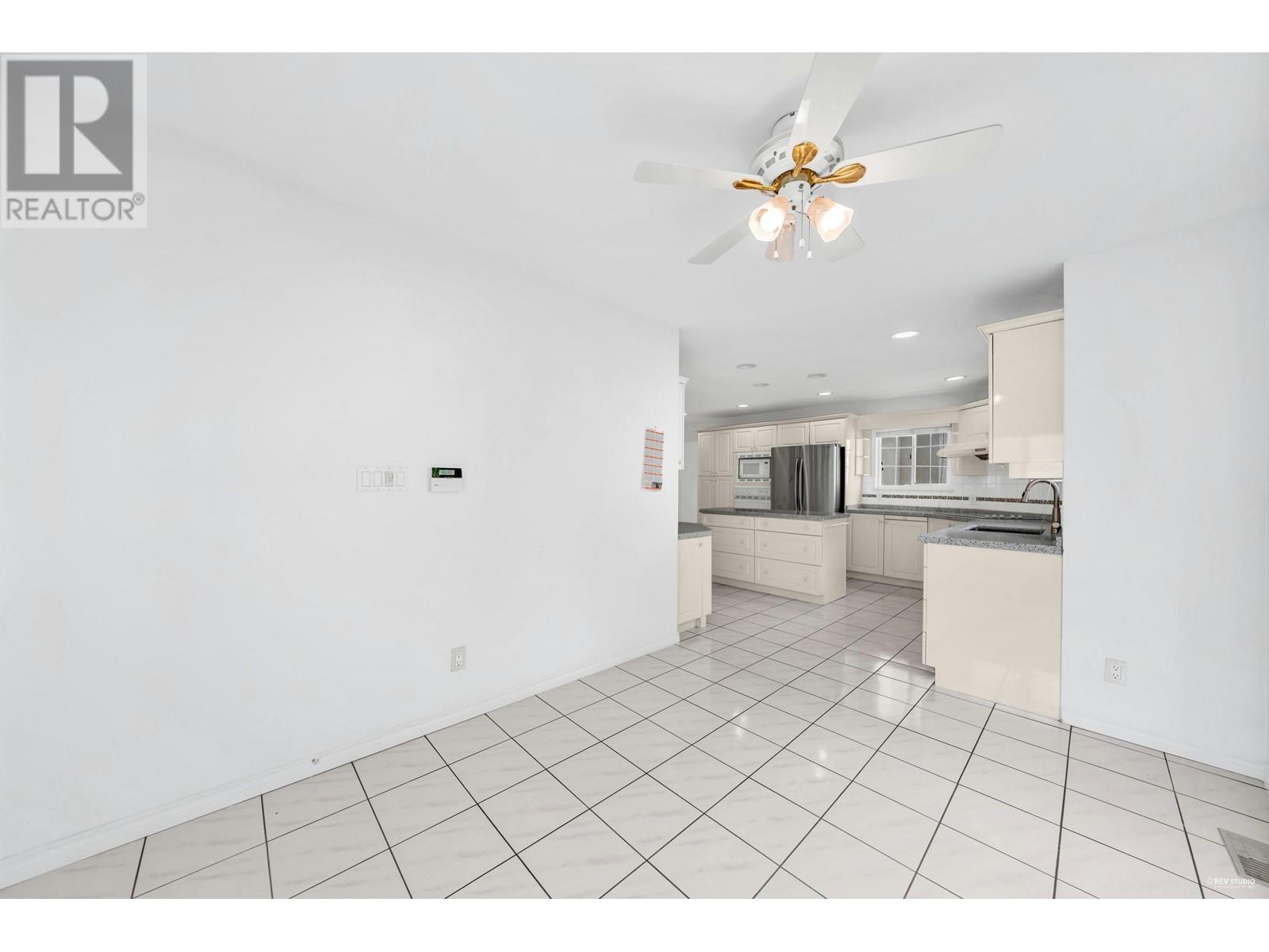 5667 Oben Street, Vancouver, British Columbia  V5R 4P2 - Photo 23 - R2756185