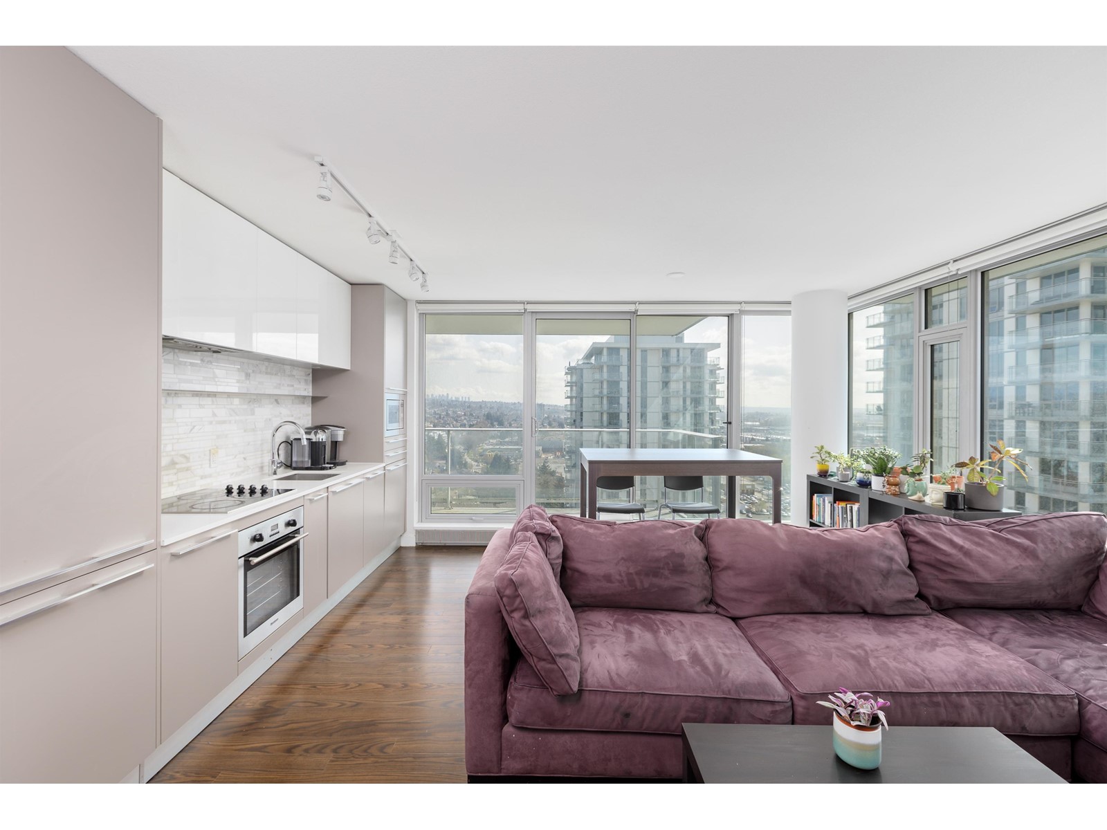 1706 8031 Nunavut Lane, Vancouver, British Columbia  V5X 0C9 - Photo 4 - R2783235