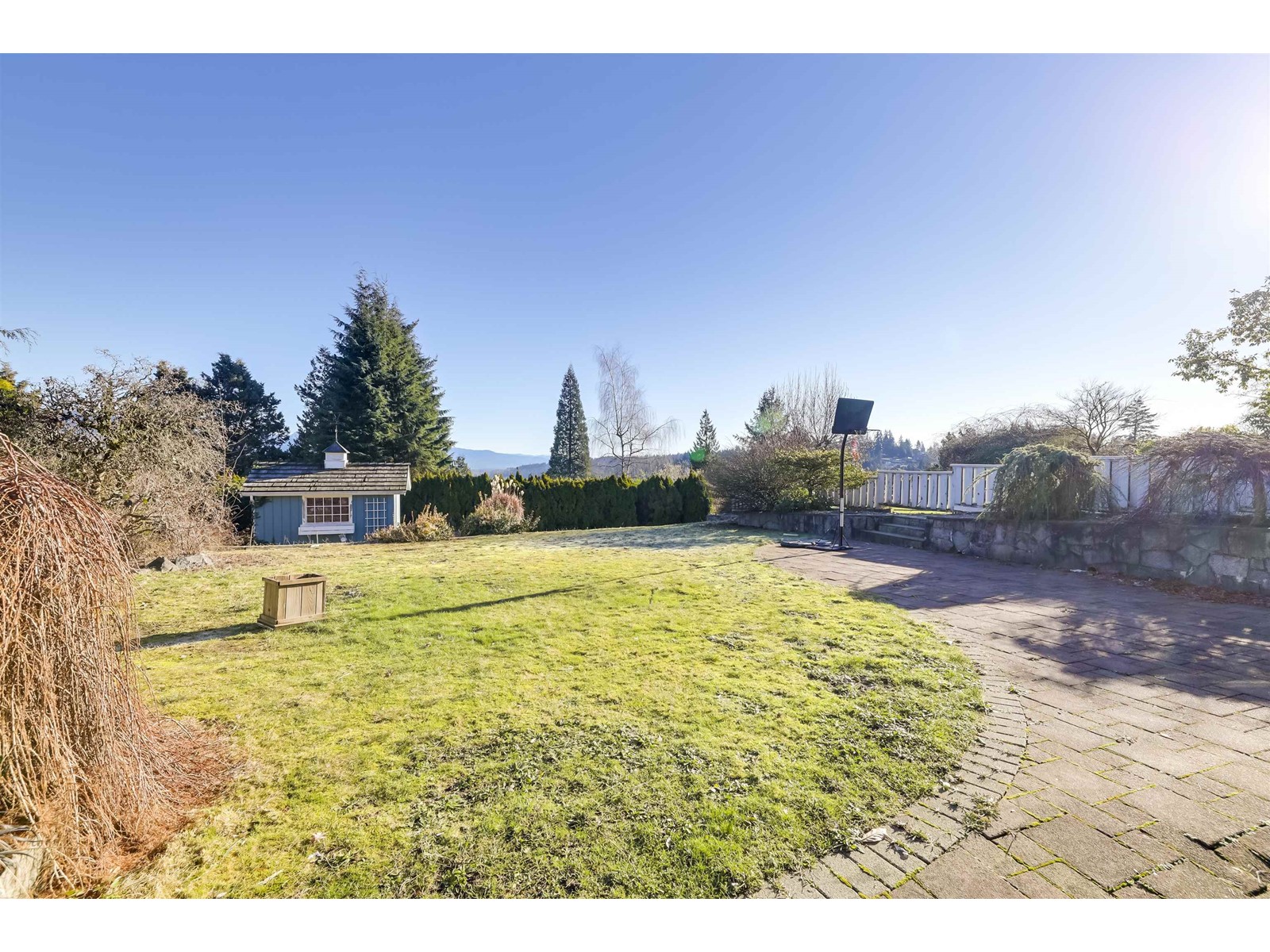 1036 Westmount Drive, Port Moody, British Columbia  V3H 1K9 - Photo 3 - R2784387