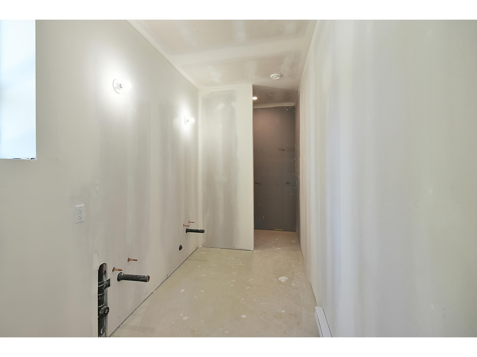 2392 Lower Road, Roberts Creek, British Columbia  V0N 2W6 - Photo 22 - R2784502