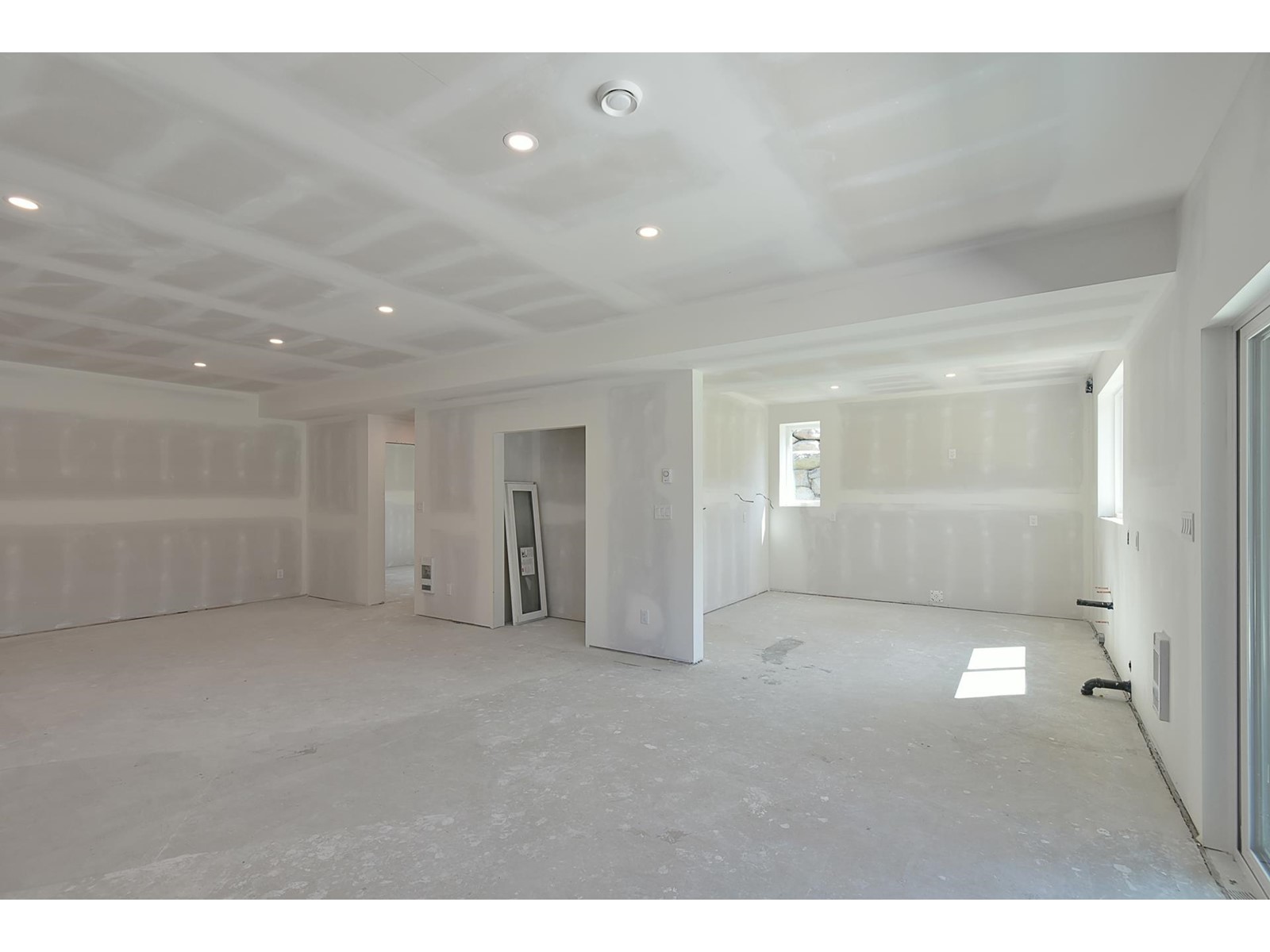 2392 Lower Road, Roberts Creek, British Columbia  V0N 2W6 - Photo 24 - R2784502