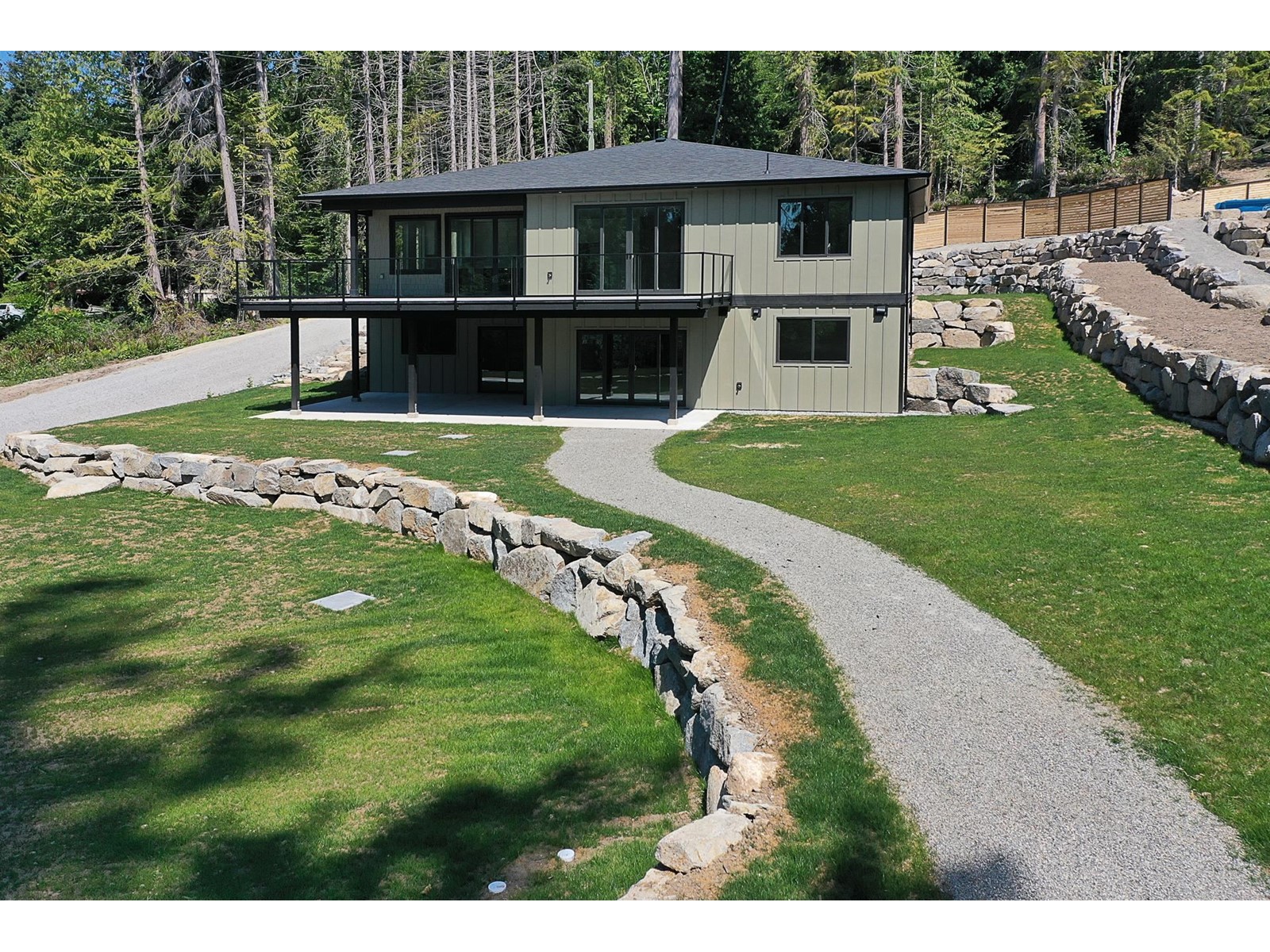 2392 Lower Road, Roberts Creek, British Columbia  V0N 2W6 - Photo 35 - R2784502