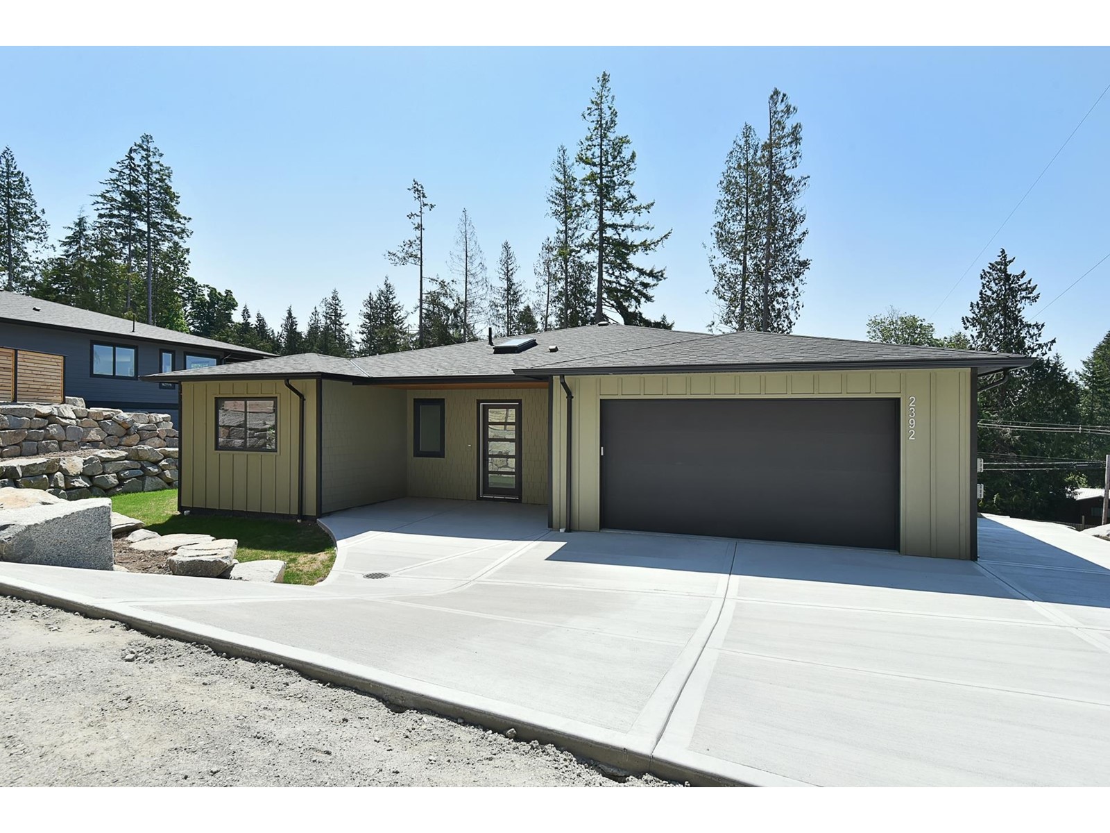 2392 Lower Road, Roberts Creek, British Columbia  V0N 2W6 - Photo 33 - R2784502