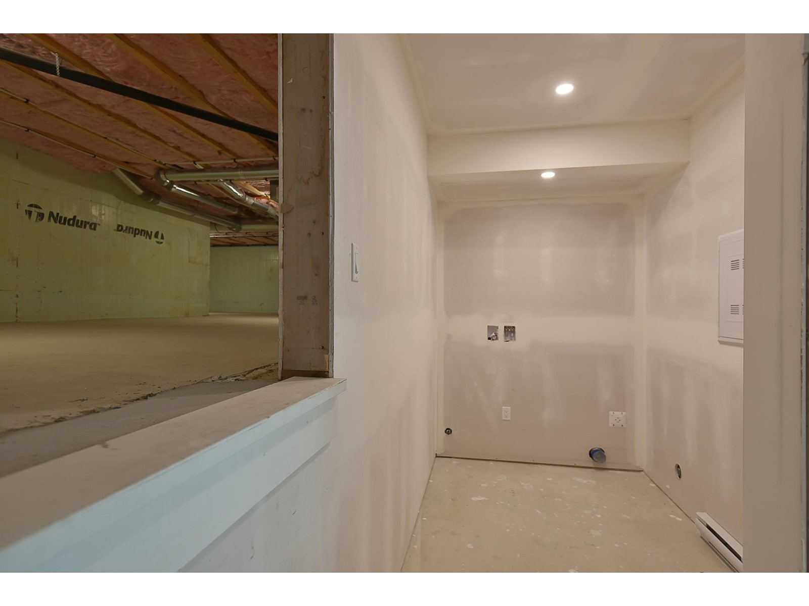 2392 Lower Road, Roberts Creek, British Columbia  V0N 2W6 - Photo 29 - R2784502