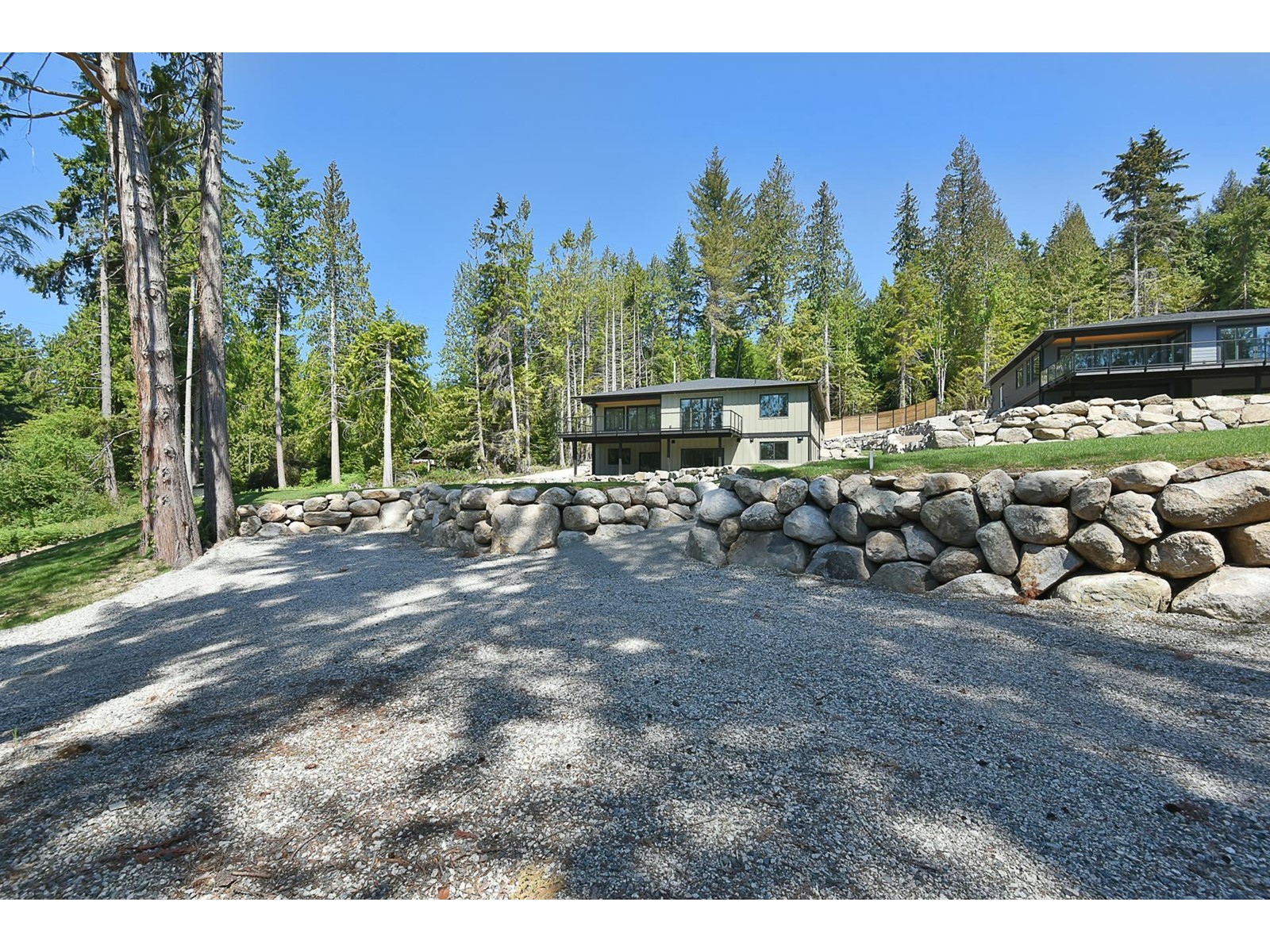 2392 Lower Road, Roberts Creek, British Columbia  V0N 2W6 - Photo 36 - R2784502