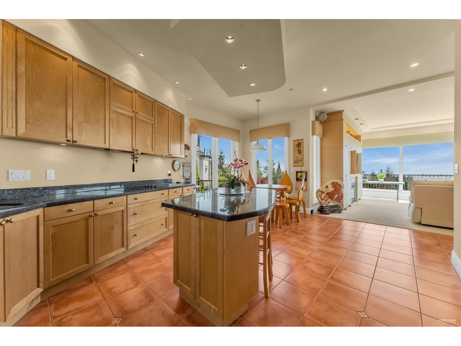 1528 Errigal Place, West Vancouver, British Columbia  V7S 3H1 - Photo 13 - R2779583