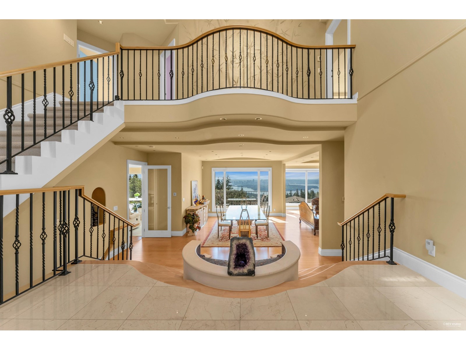 1528 Errigal Place, West Vancouver, British Columbia  V7S 3H1 - Photo 3 - R2779583