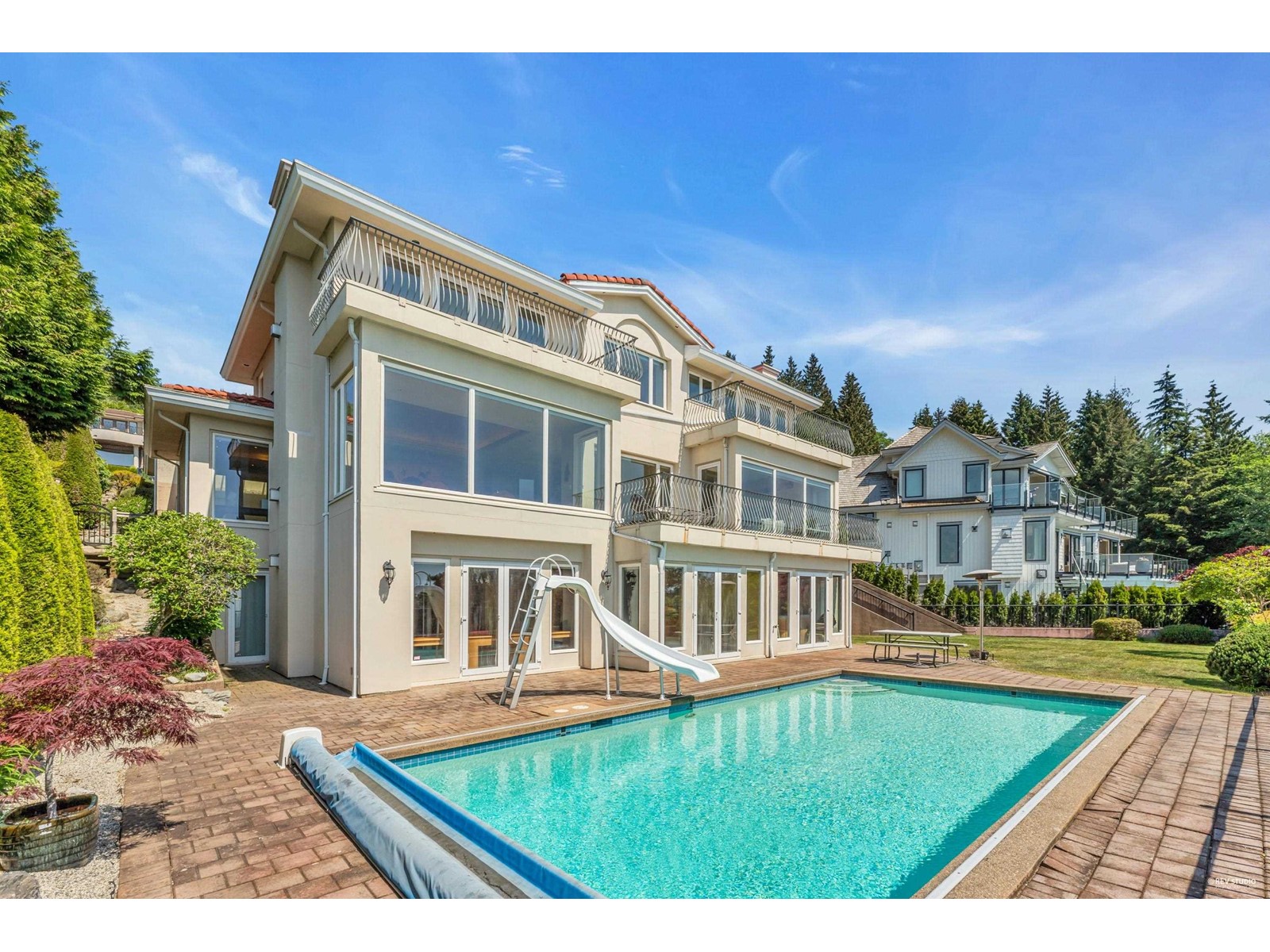 1528 ERRIGAL PLACE, west vancouver, British Columbia