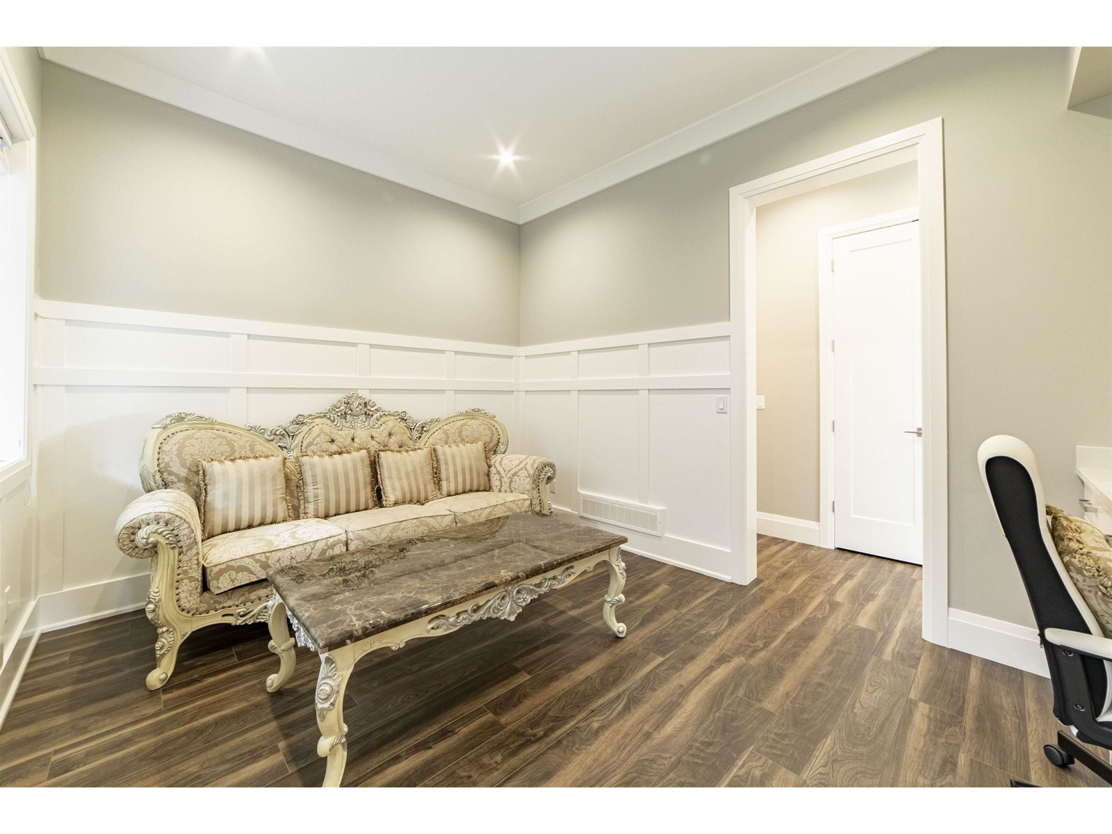 3517 Sheffield Avenue, Coquitlam, British Columbia  V3E 0K2 - Photo 10 - R2782513