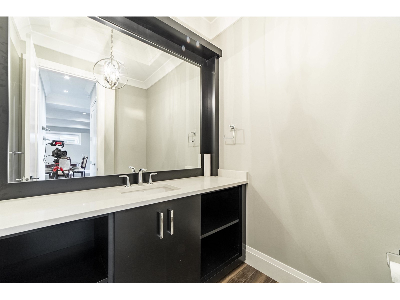 3517 Sheffield Avenue, Coquitlam, British Columbia  V3E 0K2 - Photo 12 - R2782513